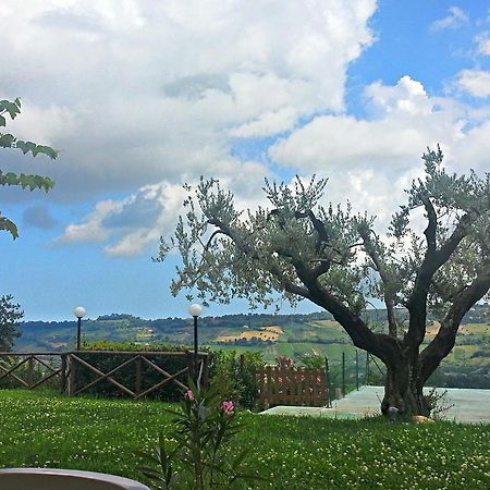 Agriturismo Montemaggio Lapedona Exterior photo