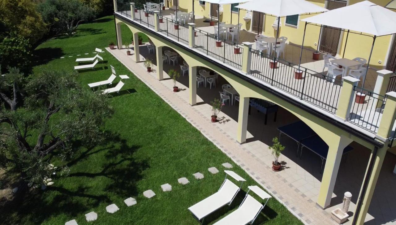 Agriturismo Montemaggio Lapedona Exterior photo