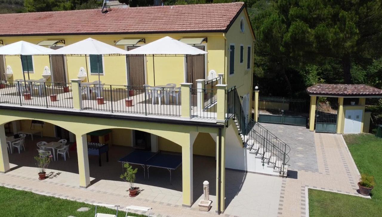 Agriturismo Montemaggio Lapedona Exterior photo