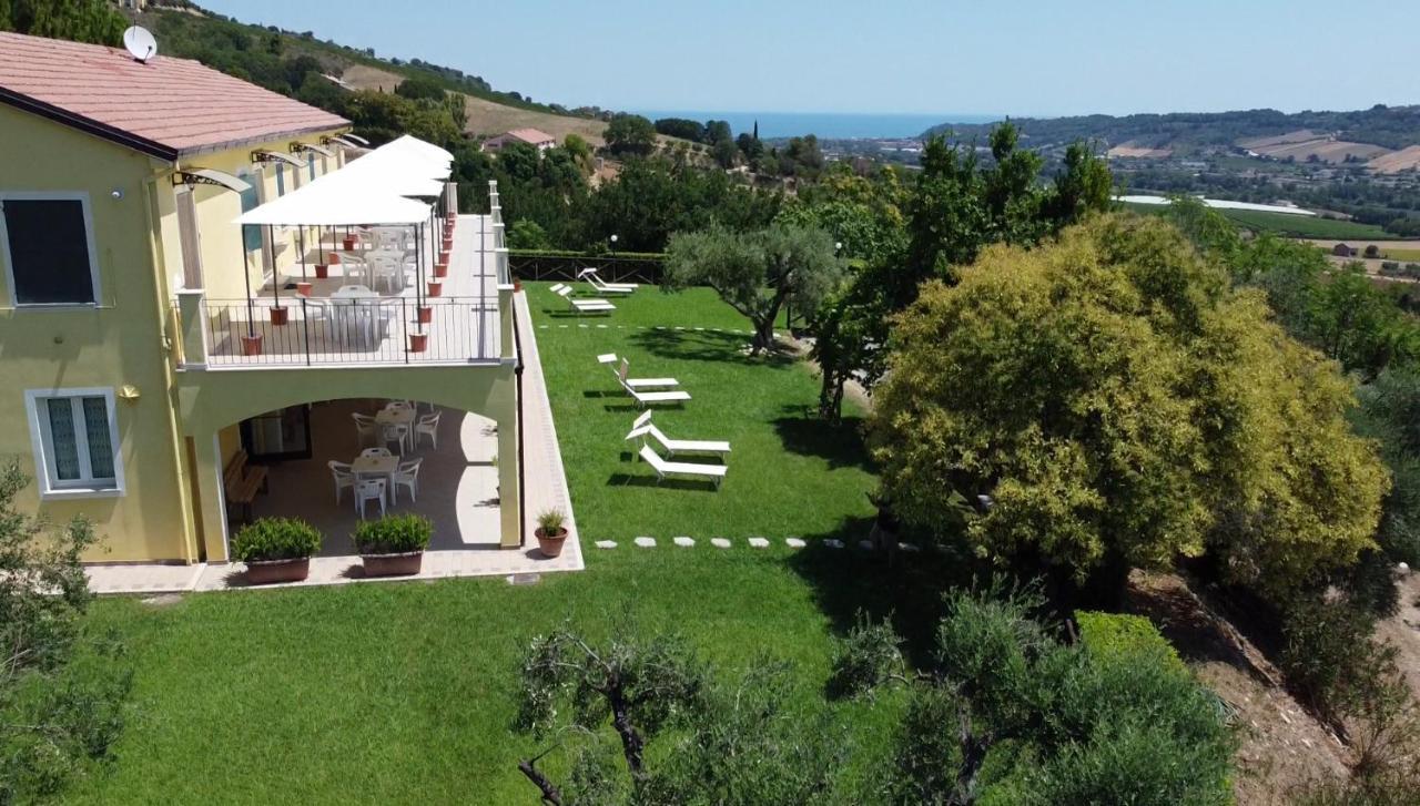 Agriturismo Montemaggio Lapedona Exterior photo