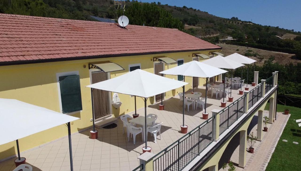 Agriturismo Montemaggio Lapedona Exterior photo